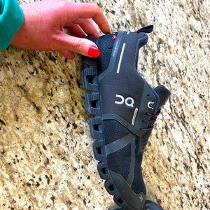 Waterproof on cloud running shoe